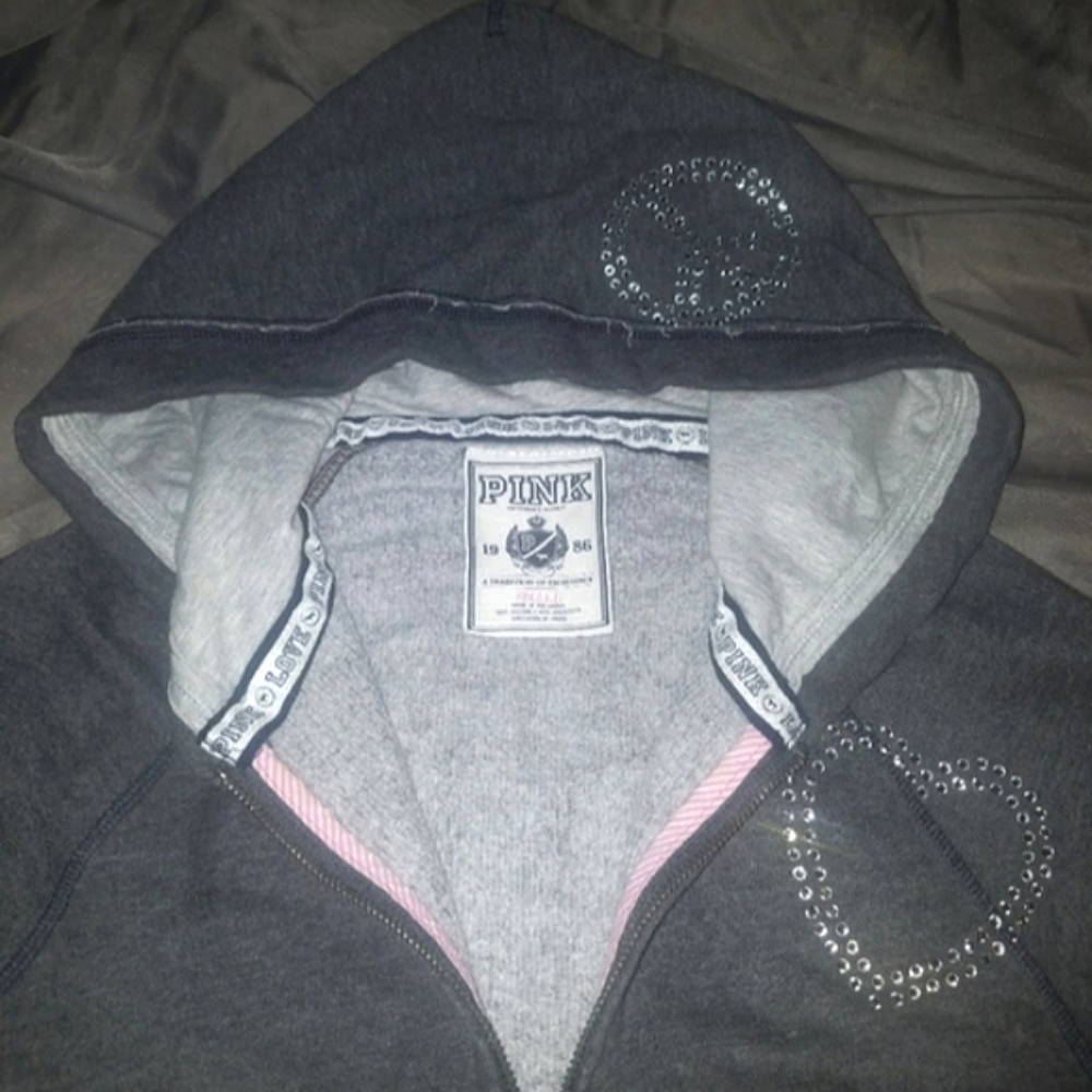 ⏳️LAST CHANCE AT THIS PRICE!!⏳️ PINK VS RARE 'Peace+Love' Zipup Hoodie - Picture 4 of 7